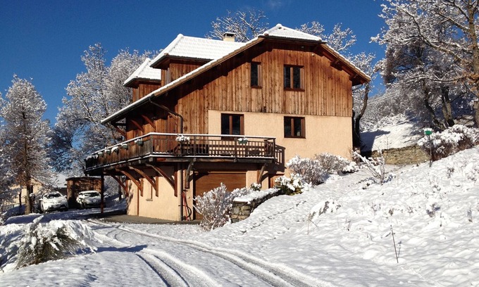 Chorges Casa | Gran chalet entre el lago y las montañas