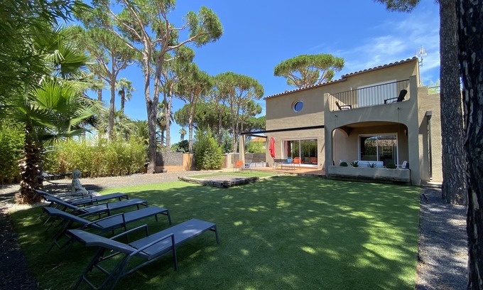 Argeles-sur-Mer Apartamento | Cómodo apartamento con aire acondicionado y piscina.