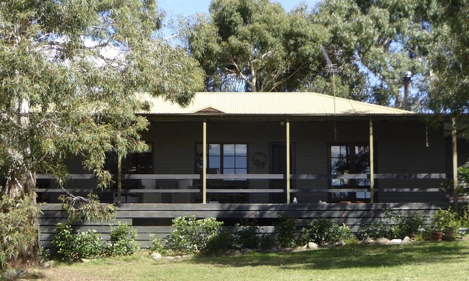 Jindabyne Cabaña | Large comfortable cottage for your mountain holiday