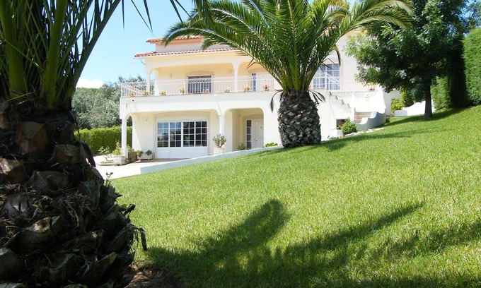 A Dos Francos Villa | Casa de vacaciones grande y cómoda con piscina privada y WiFi gratis