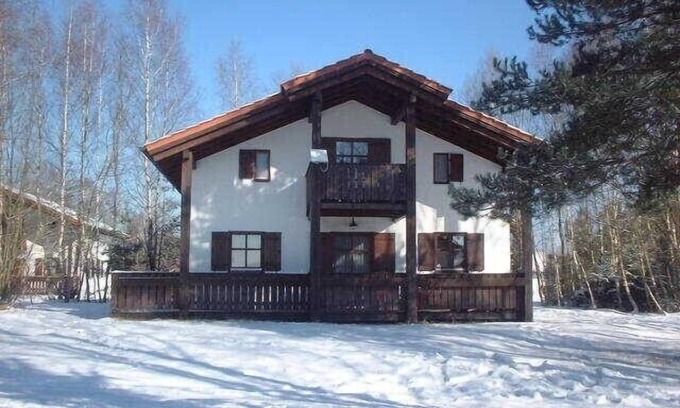 Kattersdorf Casa | Casa de vacaciones grande y cómoda, muy tranquila, en un gran terreno tipo parque