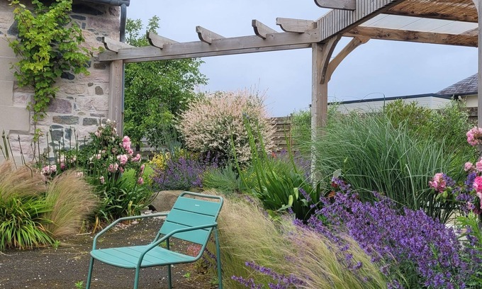 Plurien Casa | Large house with garden, 5 minutes from the beach. Beds made and linen provided.