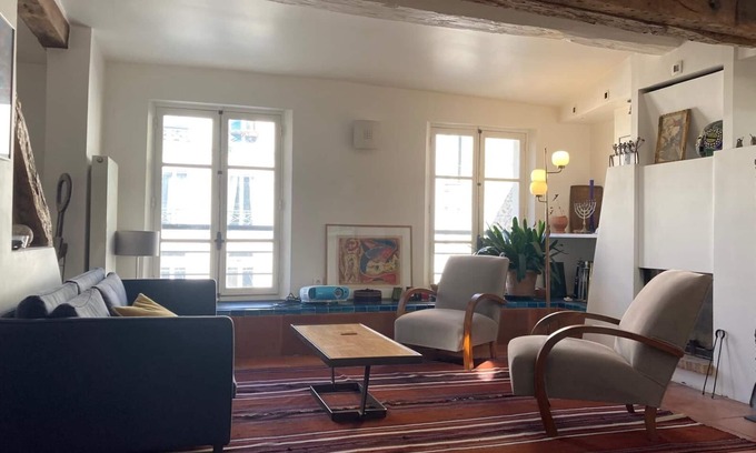 Belleville Apartamento | Large, cosy apartment with terrace