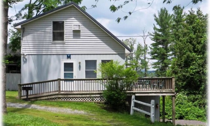Cooperstown - Otsego Lake Cabaña | Large Cottage that sleeps 10 minutes from Cooperstown