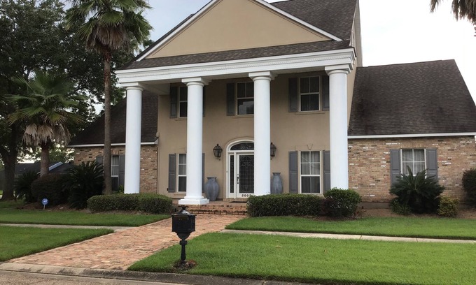 Shenandoah Casa | Gran casa ejecutiva de entretenimiento de 3 habitaciones en Baton Rouge