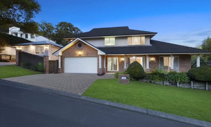 Erina Casa | Large Family Home