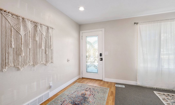 Bonneville Casa | LARGE Family Home Ideal for Groups- Boho