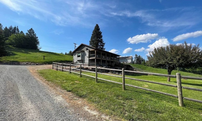 Cataldo Casa | Large Family Home on 80 acres, Amazing Views