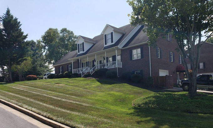 Johnson City Casa | Large family home with all the bells and whistles!