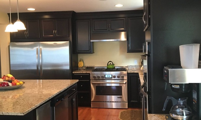 Beach Haven Terrace Casa | Large Family Style Beach House on LBI - Beach Haven Terrace - Elevator access