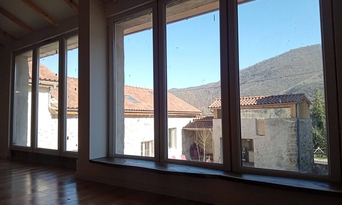 Bertren Casa | Large gîte for 15 people, village hall, games room, peaceful, natural setting.