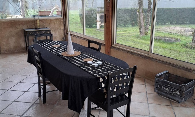 Montazeau Casa | Large gîte in the heart of nature Sleeps 15 Pets welcome