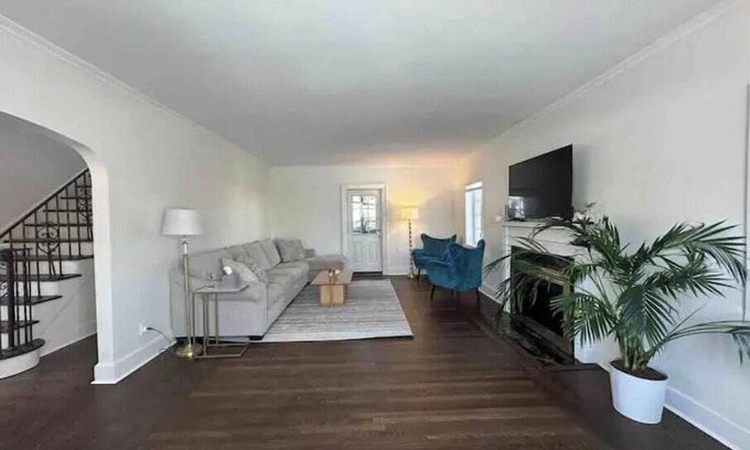 Beaver Hills Casa | Large group haven!