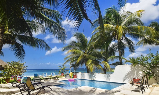 Cozumel Villa | Grupos grandes, frente a la playa Villas con piscinas, Personal