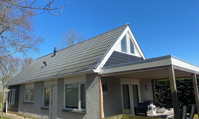 Baarland Casa | Large holiday bungalow for rent Scheldeoord Baarland Zeeland 6 persons