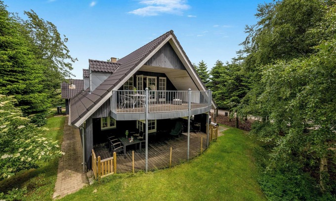 Skjern Casa | Large holiday home with large outdoor wilderness bath and activity room, only.