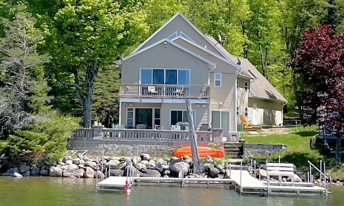Stambaugh Casa | Large home on the UP's best lake! Sleeps 22! Boat to Young's Golf Course!