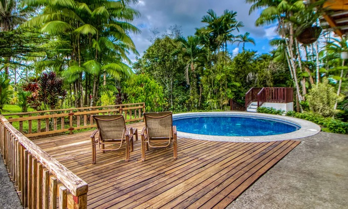 Río Cuarto Casa | Large Home Set Into Lush Landscape with Private Pool & Gorgeous Deck Area