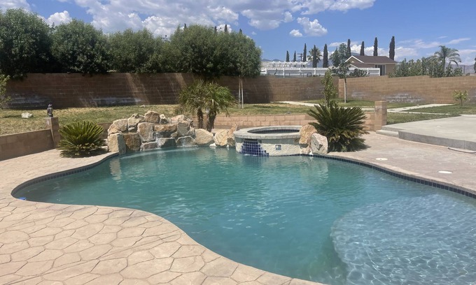 Banning Casa | Large Home w/ Spacious Backyard and Pool