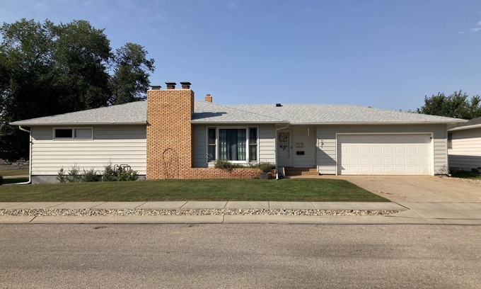 Rapid City Casa | Large home with pool, trampoline, fire pit, and deck!