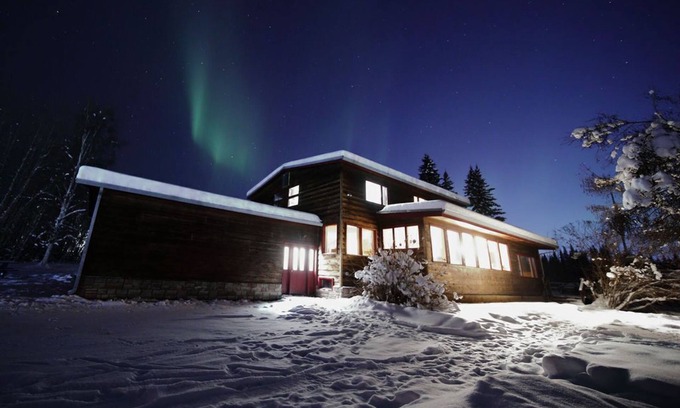 Fairbanks Casa | Large house on 3 acres on the chena river