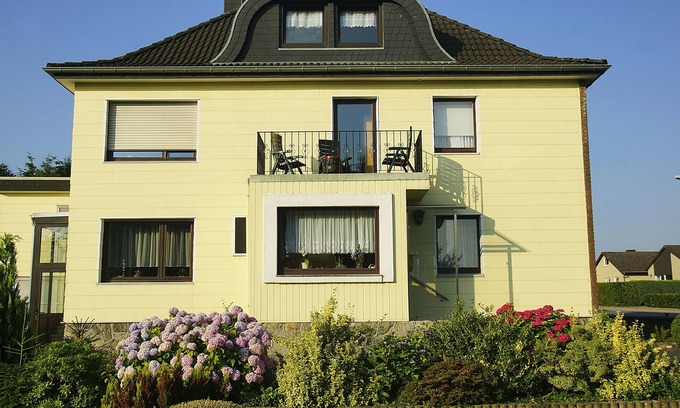 Vossenack Casa | Large house with its own garden in the Eifel Venn Nature Park