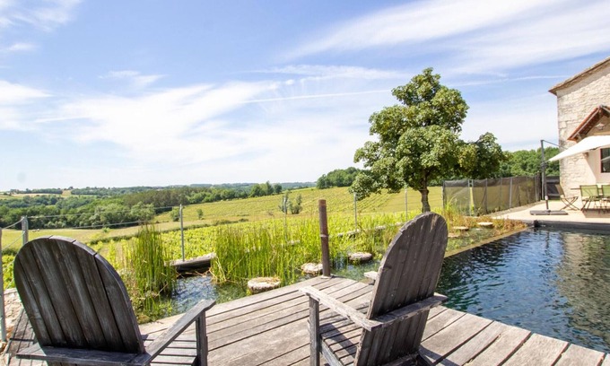 Pomport Cabaña | Gran casa con piscina natural y jardín en Dordoña