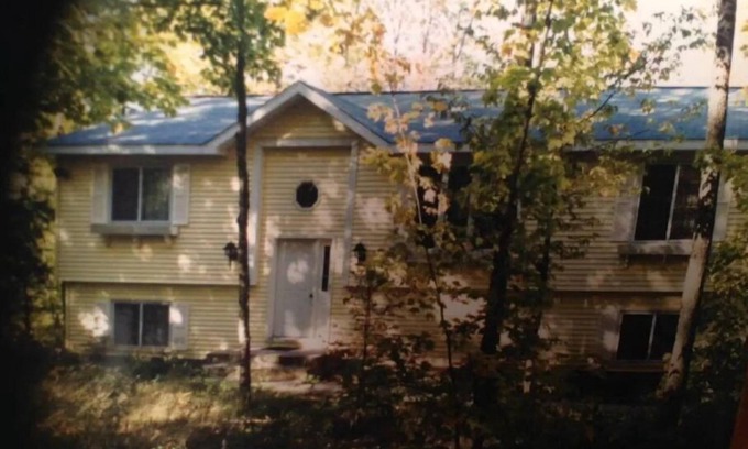 Crandon Casa | Large Lake Front Home - Lake Lucerne in the Northwoods