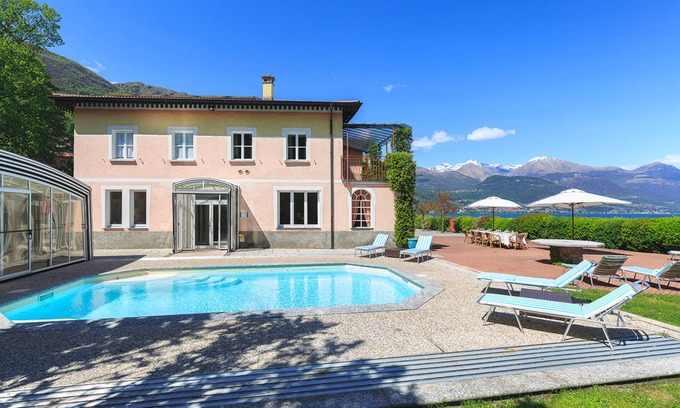 Calozzo Villa | Large lakeside villa with pool and beach access! - Villa Maia