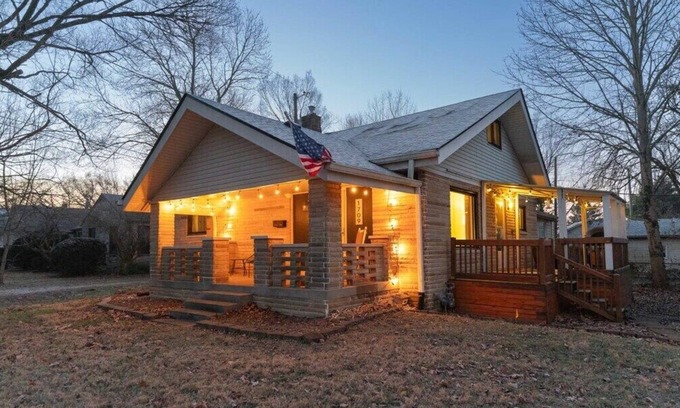 Homecroft Casa | Large Lot SFR, close to IU, Downtown and Southport