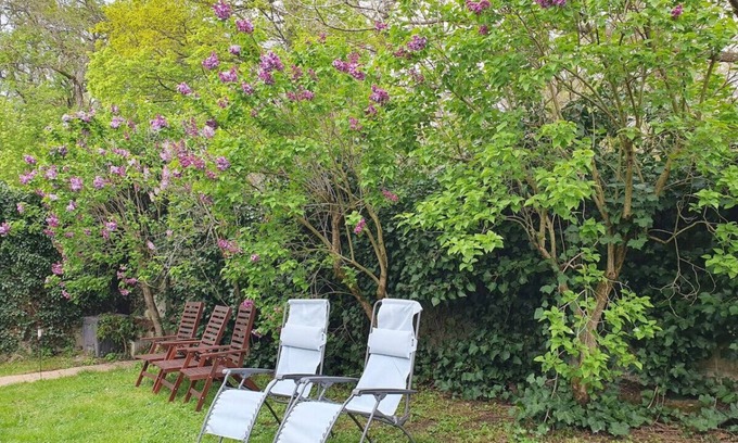Velizy-Villacoublay Casa | Large luxury duplex with garden 20 min from Paris