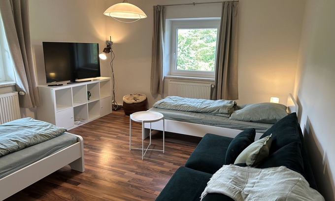 Naila Apartamento | Large modern vacation apartment
