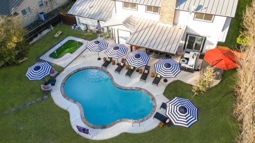 North San Antonio - SAT Casa | Large Pool&Mini Golf HotTub Near Alamo&Riverwalk