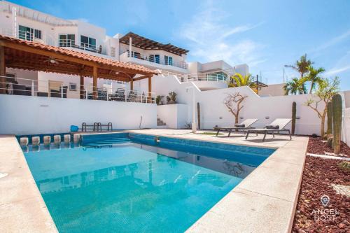 Colina del Sol Casa | Large Private Terrace & Expansive Views