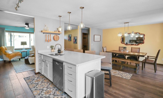 Millard Casa | Large Ranch; 4 Bed; 2.5 Bath; Patio