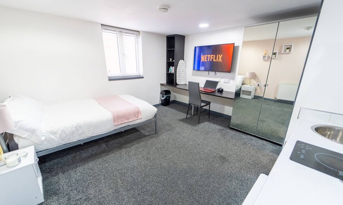 Selly Oak Apartamento | Estudio-Grande-Baño con ducha-Studio 5