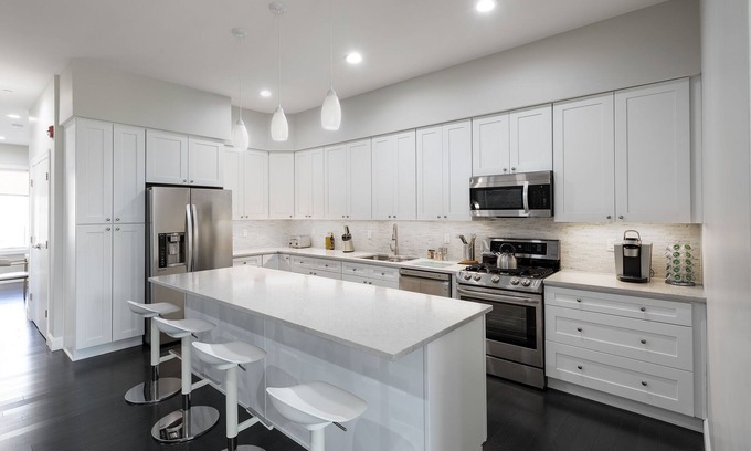 Hoboken Apartamento | Large Stylish 3BR Loft on Cobblestone Ln Near NYC