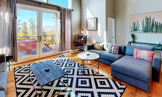 Winter Park Highlands Casa | Large & Stylish 'Hemlock Hideaway' w/Private Hot Tub, Deck, WiFi, Stunning Views