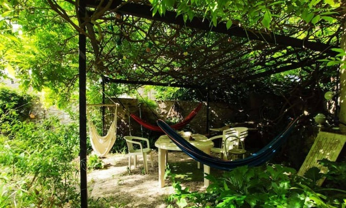 Estagel Casa | Large townhouse with hidden garden