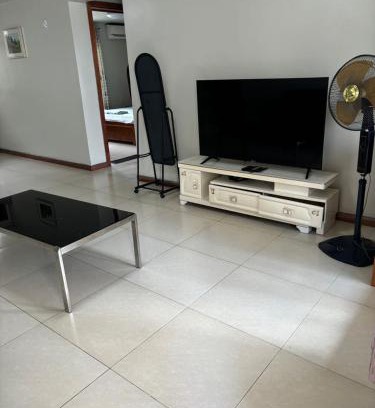 Suva Apartamento | Large two-bedroom apartment-free parking
