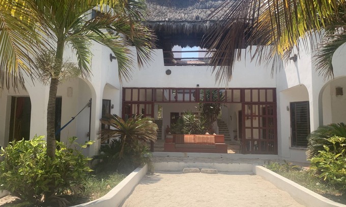 Majahual Casa | Large Two bedroom Beach home-close to town