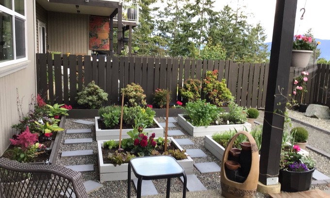 North Cowichan Casa | Large two level townhome in the Cowichan valley, sleeps 6