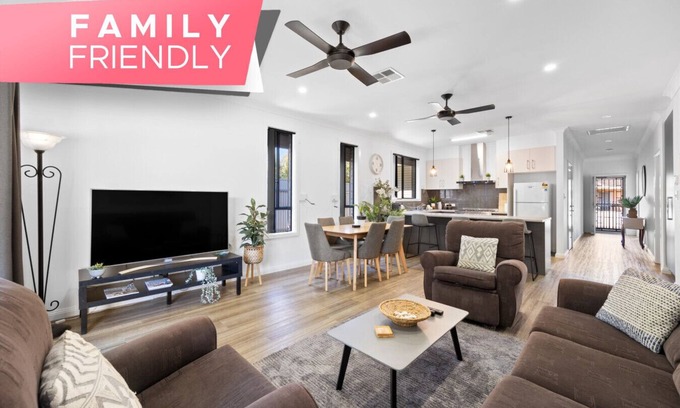 Largs Bay Casa | Largs Tides - 3BR, BBQ, Parking