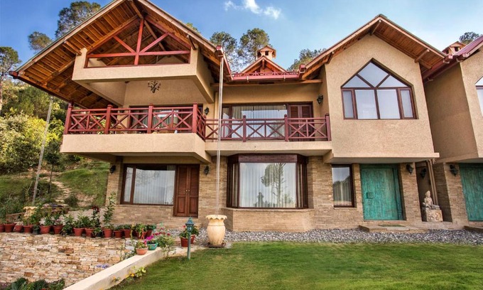 Kaul Casa | LaRiSa Homes X 1 Partridge Hill
