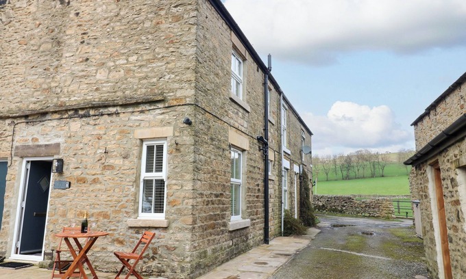 Barnard Castle Cabaña | LARL COTTAGE, romantic, with open fire in Middleton-In-Teesdale