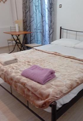 Florina Apartamento | Larry house