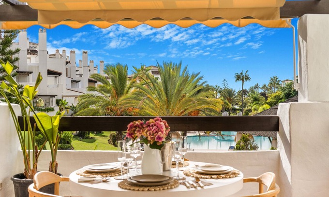 San Pedro de Alcántara Apartamento | Las Adelfas