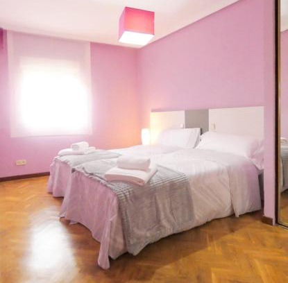 Centro histórico de Ávila Apartamento | Las campanas de San Juan