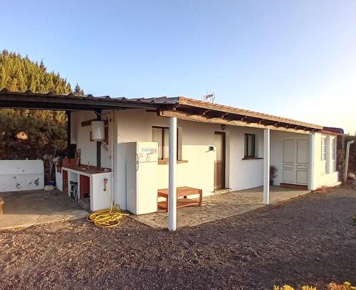 Taibique Casa | Las Monteras - Quiet Rural House & BBQ, Hierro