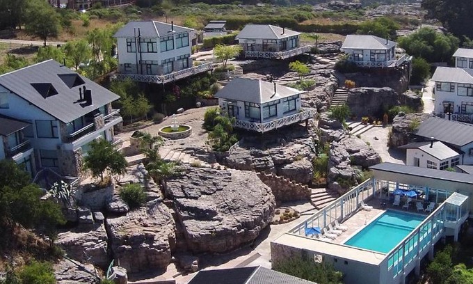 Sierra de los Padres Cabina | Las Piedras VIP Lodging